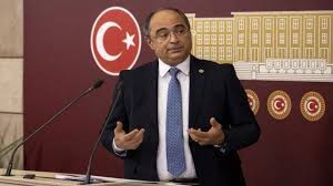 1982'de anadolu üniversitesine dönüşen kurumumuz, kısa zamanda yalnızca ülkemizin değil dünyanın en büyük üniversiteleri arasında da çağdaş, dinamik ve yenilikçi bir üniversite olarak yerini almıştır. Turan Aydogan Kimdir Nerelidir Kac Yasindadir Sonhaberler