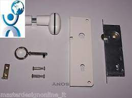 Scegli la consegna gratis per riparmiare di più. Serratura Per Porta Porte A Soffietto In Pvc E Alluminio Ebay
