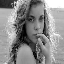 Marissa Farrell's Instagram, Twitter & Facebook