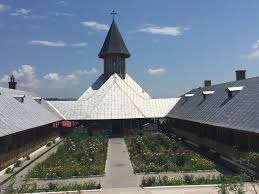 Pagina oficială a mănăstirii sfânta ana _ o mănăstire de maici, ortodoxă. General View From The Entrance Picture Of Manastirea Sf Ana St Anne Monastery Orsova Tripadvisor