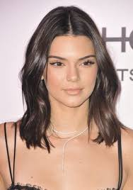 Cute Shoulder Length Short Haircut Mid Length Haircut Medium Haircut Kendall Jenner Short Hair Kendall Jenner Hair Trendy Short Hair Styles