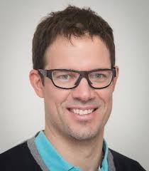 COMPARATIVE COGNITION