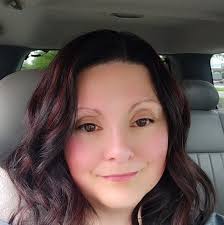 Jessica Stapp's Instagram, Twitter & Facebook