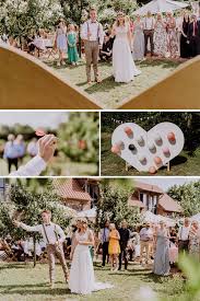 Eure hochzeitsfotos halten die wichtigen und emotionalen momente eurer hochzeit für die ewigkeit fest. Vintage Hochzeit In Scheune Mit Garten In Brandenburg Hochzeitsfotograf In 2020 Hochzeitsfotograf Vintage Hochzeit Hochzeit