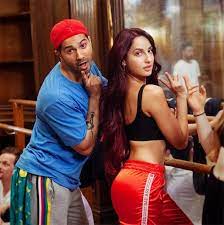 Nora fatehi expressed her desire to marry the nation's sweetheart, taimur ali khan.she told kareena kapoor khan on her chat show, what women want, that she would like to marry him when he is. Nora Fatehi Shares A Throwback Video On Varun Dhawan S Birthday As They Burn The Dance Floor On Dilbar Bollywood News Bollywood Hungama