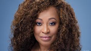 Microsoft promotes Alice Jolla to chief accounting officer as former  executive retires