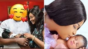 Cuz hes a shady mo'fo ya nah. Na Your Friend Husband You Born For Nigerians React To Etinosa S Refusal To Show Her Baby Daddy S Face In Photos Theinfong