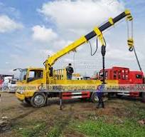 ISUZU NPR/700P boom truck mounted hydraulic auger drilling rig for electric poles
