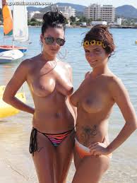 Sexy Girls Flashing Boobs On The Beach - ugotitflauntit.com Sexy Teen Girls  1  15 | BabeImpact.com