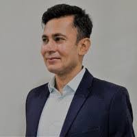 Tim Hynes's Instagram, Twitter & Facebook