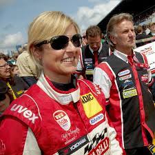 Kaum ein anderer hat so viele runden auf der nordschleife gefahren wie die in. 0na3q5h2wtclmm