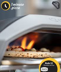 Ein pizzastein und über 350 °c im inneren verwandeln deinen teig in knusprige original italienische pizzen. Ooni Koda 12 Pizzaofen Gas 500 C Steinofen Pizza