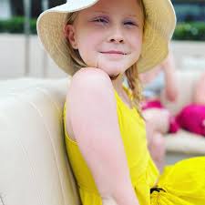 Dayna Brown (@daynacreates) • Instagram photos and videos