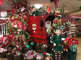 Holiday shopping at decorators warehouse mommy. 10 Things To Do In Arlington For The Holidays Mamachallenge Com Dallas Blogger