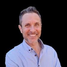 Some advice for young ambitious people who arent sure what to do  professionally: instead of thinking about what you want to do, think about  who you want to work for.