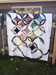Double Wedding Ring Quilt Finished