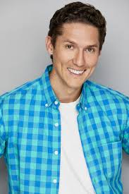 TMI Hollywood (TV Series 2012– )