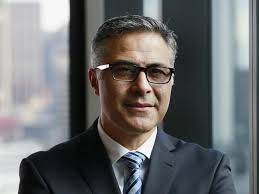 Lebanese comedian finds Dutton a laugh