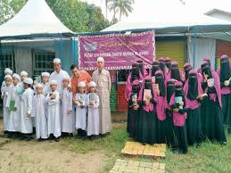 Maahad tahfiz sains fatimah az zahrah merupakan sebuah sekolah swasta berteraskan subjek di bawah silibus jais (subjek agama) dan kpm (subjek sekolah kebangsaan kerajaan). Selaraskan Pengajian Pusat Tahfiz Berita Gps Bestari