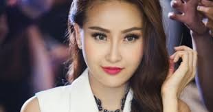 Á quân The Face Khánh Ngân là 'gương mặt nguy hiểm' của showbiz