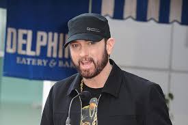 As fans would recall, the couple remarried at the start of 2006 however it only lasted three months, and eminem filed for. Eminem S Killshot Lyrics Xxl