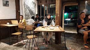 Discover kesederhanaan meaning and improve your english skills! Sellie Coffee Serves Excellent Local Coffees On Jalan Gerilya Prawirotaman Ii Directly Acros Picture Of Sellie Coffee Yogyakarta Region Tripadvisor