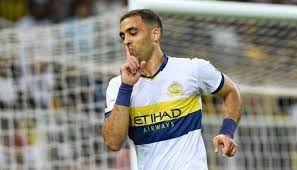 مطالبات بإيقاف عبدالرزاق حمدالله بسبب حركته تجاه وليد الأحمد الفيصلي تفوق 1/0 على النصر سجله جوليو تافاريس من ضربة جزاء، في الدقيقة 81، علما أن الفيصلي لعب بـ10 لاعبين بعد طرد إيغور روسي في الدقيقة التاسعة بسبب الخشونة. Ø¨ÙŠÙ† Ø§Ù„Ø£Ù‡Ù„ÙŠ Ø§Ù„Ù…ØµØ±ÙŠ ÙˆØ§Ù„Ù†ØµØ± Ø§Ù„Ø³Ø¹ÙˆØ¯ÙŠ ØµÙÙ‚Ø© Ù…Ø­ØªÙ…Ù„Ø© ØªØ«ÙŠØ± Ø§Ù„Ø¬Ø¯Ù„