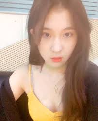 A trainee with jyp entertainment. Netizen Buzz Baek Yerin Denies Copying Sulli On Instagram