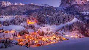 The passo gardena (jëuf de frea in ladin) proceeds from selva di val gardena to colfosco, which is part of. Sunset In Val Gardena In The Dolomites Of South Tyrol Italy Bing Gallery
