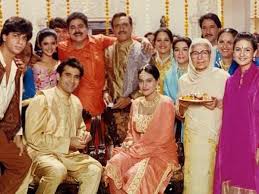 Toutefois, quand simran est ramenée en inde pour un mariage arrangé, tout change. Then And Now Dilwale Dulhania Le Jayenge Filmfare Com