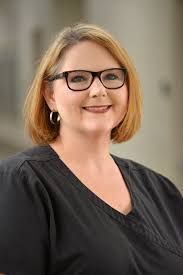 The leadership team, colleagues, physicians and Board of Trustees at  TriStar Hendersonville would like to thank Shannon Davis, RN, Director of  the ICU, Respiratory Therapy and House Supervisors, for her leadership as