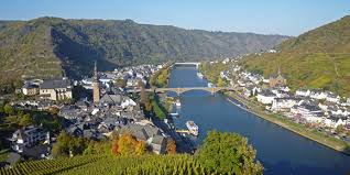 Romantic towns such as the eifel has a large selection of hotels, bed and breakfast accommodation, holiday apartments and holiday homes on offer, as well as campsites. An Expat Talks About Retiring In Eifel Germany Report 46590 Expat Exchange