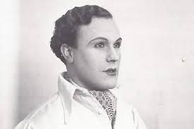 Alison Bryson (@AlisonBryson)