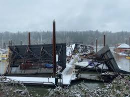 Jackson memorial bridge, opened in 1982. A Car Fell Off The I 205 Bridge Sunday Multnomah County Sheriff S Office Marine Patrol Investigating Oregonlive Com