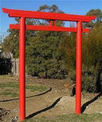 Construct A Japanese Torii Gate For Your Garden Japanese Garden Design Japanese Torii Japanese Garden