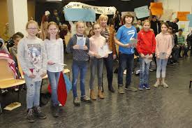 Anfahrt mit öffentlichen verkehrsmitteln ab heidelberg hbf. Vivien Minaew Gewinnt Vorlesewettbewerb 2017 Der Johannes Gutenberg Schule Johannes Gutenberg Schule
