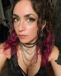 Hi! I'm new to this group. I recently joined because I used ChatGPT  successfully for Python programming and I want to do more.