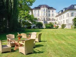 Wenn sie mehr über unser haus erfahren möchten oder sich durch einen besuch einen eigenen eindruck von unserem leistungsangebot machen wollen, nehmen sie bitte kontakt mit uns auf: Drk Seniorenhaus Steinbach In Bonn Auf Wohnen Im Alter De