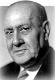 En cada una de ellas articula el poeta, a modo de conexion, un arte de amar y otro de morir, para uso propio. Biografia De Manuel Machado Su Vida Historia Bio Resumida