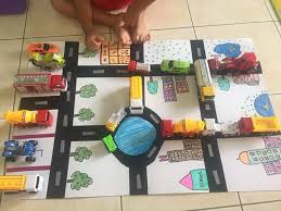 2 budak buat kereta dari kotak. Diy Trek Kereta Mainan Mudah Guna Pita Pelekat Mesti Anak Teruja