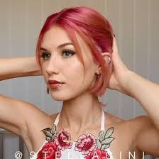 Caitlin Simpson's Instagram, Twitter & Facebook