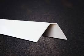 Corniere Biaise Pvc 100 X 100 X 2 Mm 9016 Crantee 1 Colis 5x6ml Zumaplast