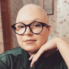 Amber 🌈 Sewing, Embroidery & Beading (@ambertheblog) • Instagram photos  and videos