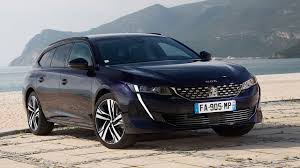 The new 508 sw hybrid and new 508 hybrid combine the 132kw (180hp) 1.6l puretech petrol engine with an 80kw (110hp) electric motor on the front axle, for a total power output of 165kw (225hp). Peugeot 508 Sw Franzose Mit Mehr Tiefgang