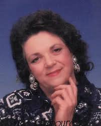 Karen Geise's Instagram, Twitter & Facebook