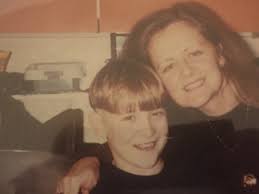 Cheers for the ad, here is a few pics of my late brother with a signed  photo & the last letter Stan wrote before he died & he mentions my brother  Fraser