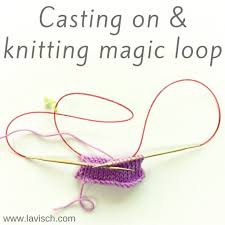 If you like magic loop knitting, then you'll love these free, expert instructions on the best way to use the magic loop knitting for magical projects! Tutorial Casting On Knitting Magic Loop La Visch Designs