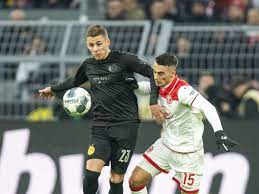 Altes trikot + neuer sponsor. Kohle Und Stahl Bvb Mit Sondertrikot Fans Erst Begeistert Dann Wutend Bvb 09