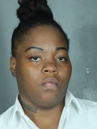 Ebony Strange's Instagram, Twitter & Facebook