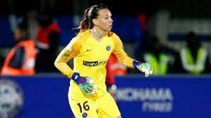 © proporcionado por al aire libre christiane endler celebró su cuarta victoria consecutiva junto a psg en la liga francesa. Ex Arquera De Psg Critico A Christiane Endler Todos Saben Que Juega Por Marketing Alairelibre Cl